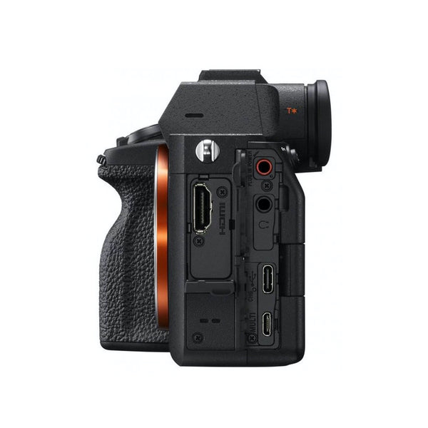 Sony A7 IV + 28-70 F3.5-5.6 OSS Garanzia Sony Italia Sony A7 IV + 28-70 F3.5-5.6 OSS Garanzia Sony Italia
